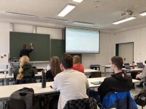Studierende an der Hochschule Harz Zeiss Inatour Beratung