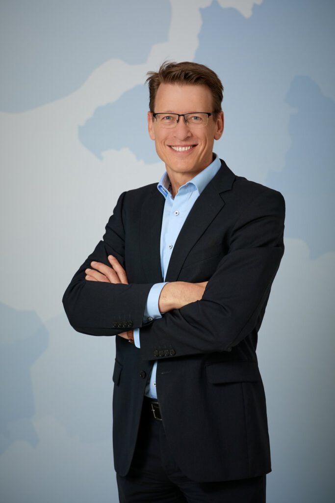 Speaker - Redner - Prof. Dr. Harald Zeiss - Institut für nachhaltigen Tourismus - Portrait.